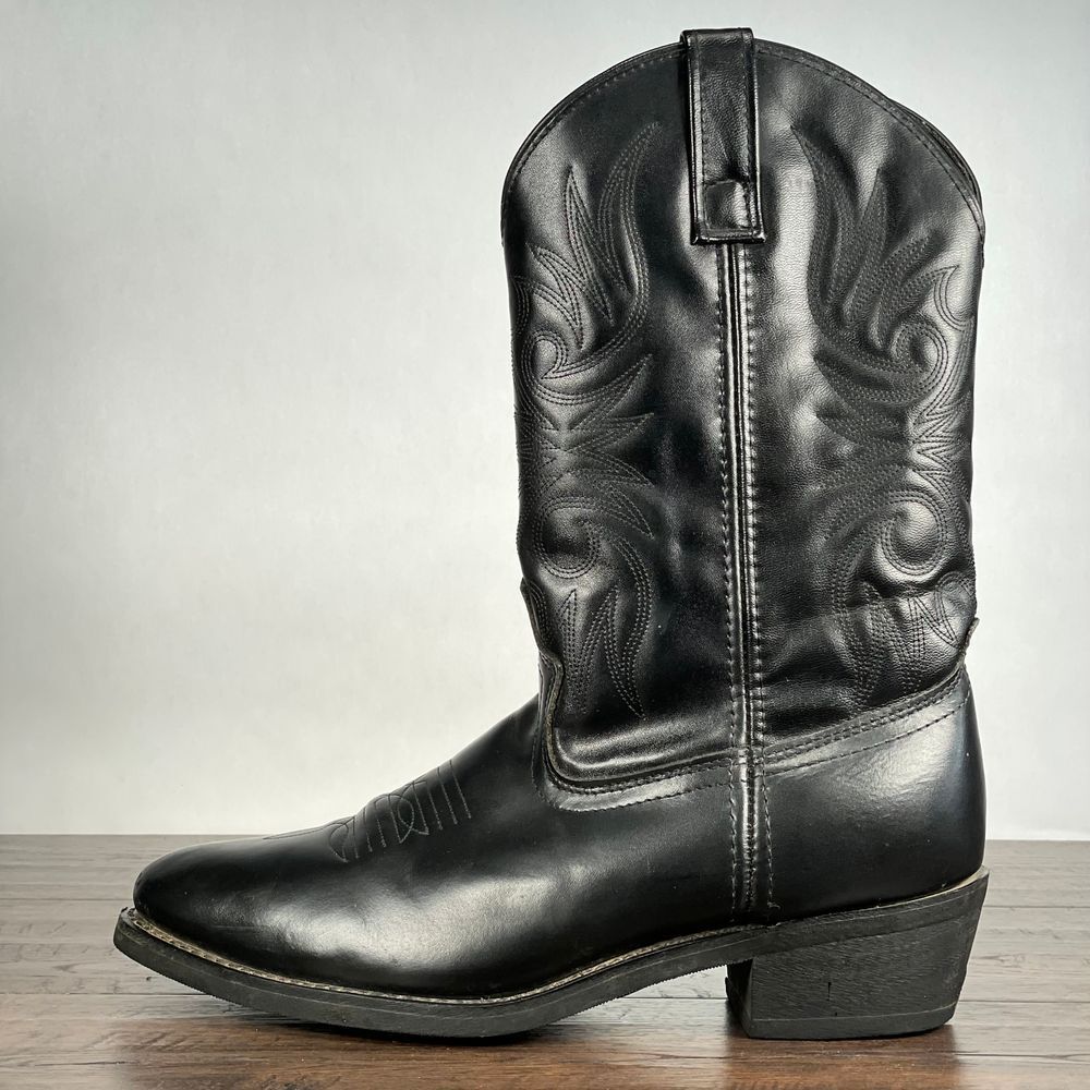 Laredo Boots Mens 9.5 EW Black Leather Western Cowboy Boots Rodeo Ranchwear Farm